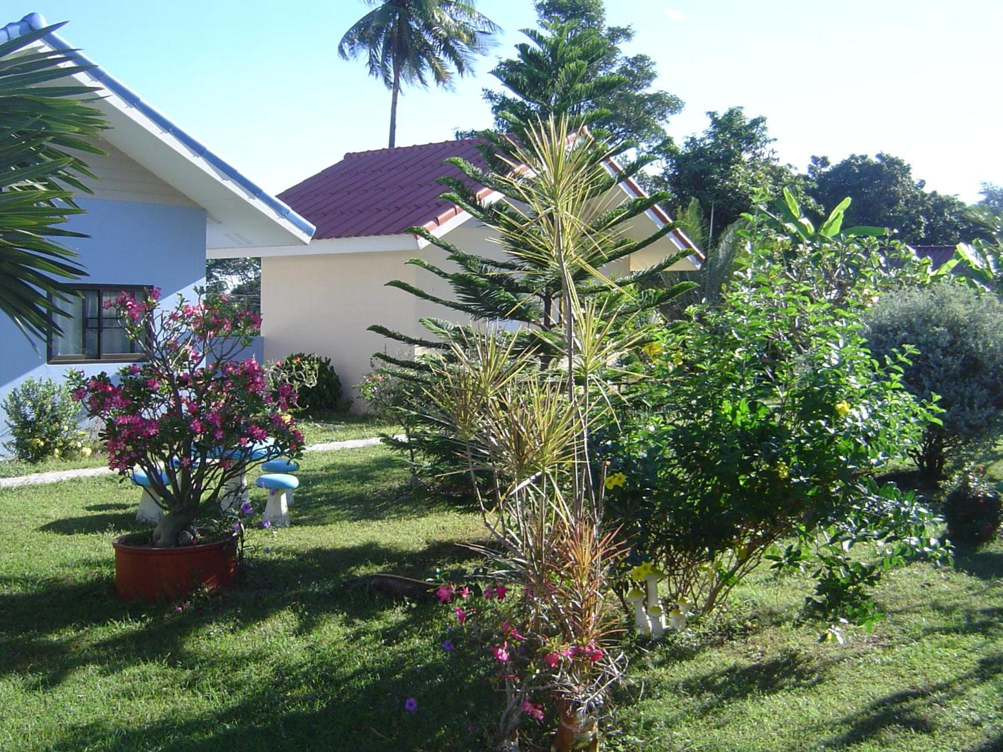 Mini-Golf **** & Resort Ubon Ratchathani Room photo